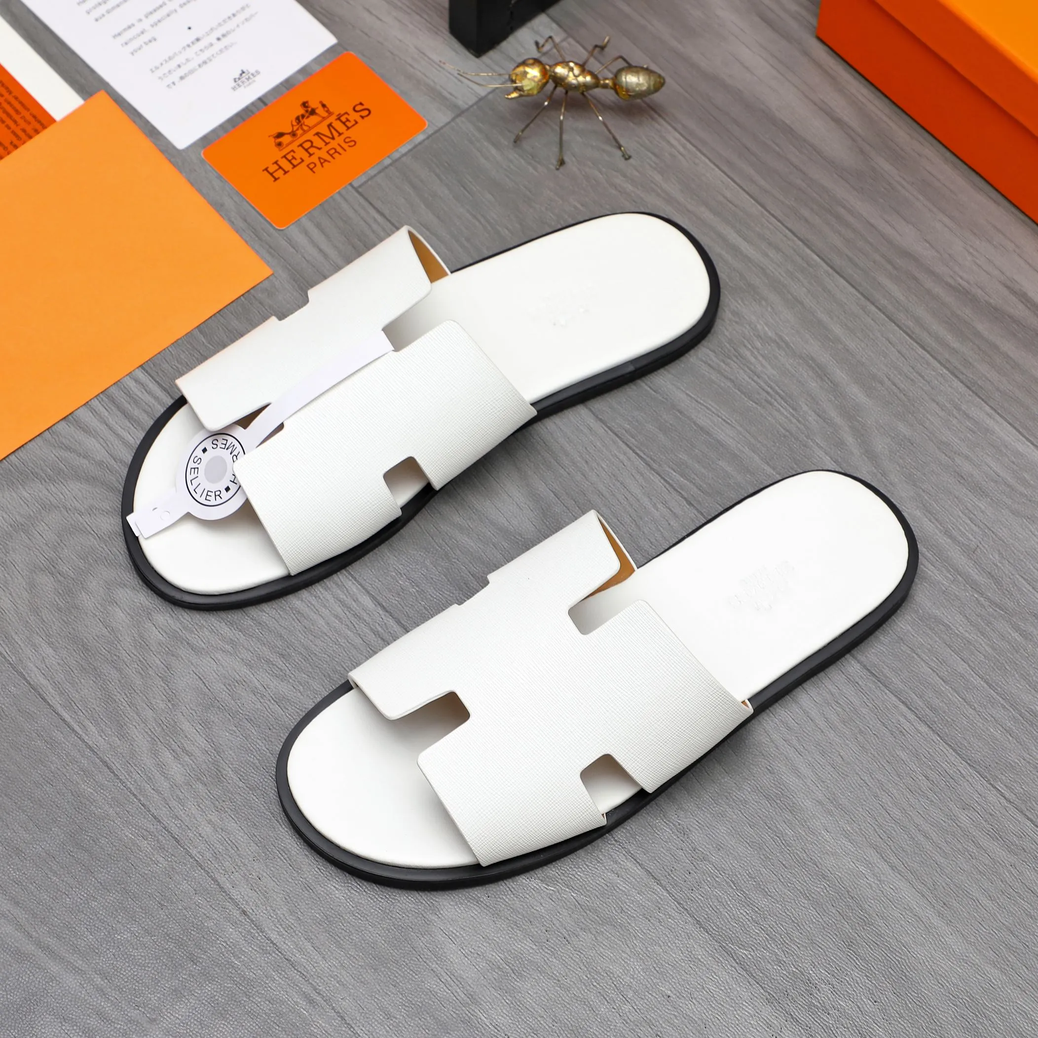 Men's shoes 💰280 Product trademark: Hermes "Hermes" slippers Regular size: 38-46 Product material: vertical grain cowhide upper, microfiber lining, original outsole